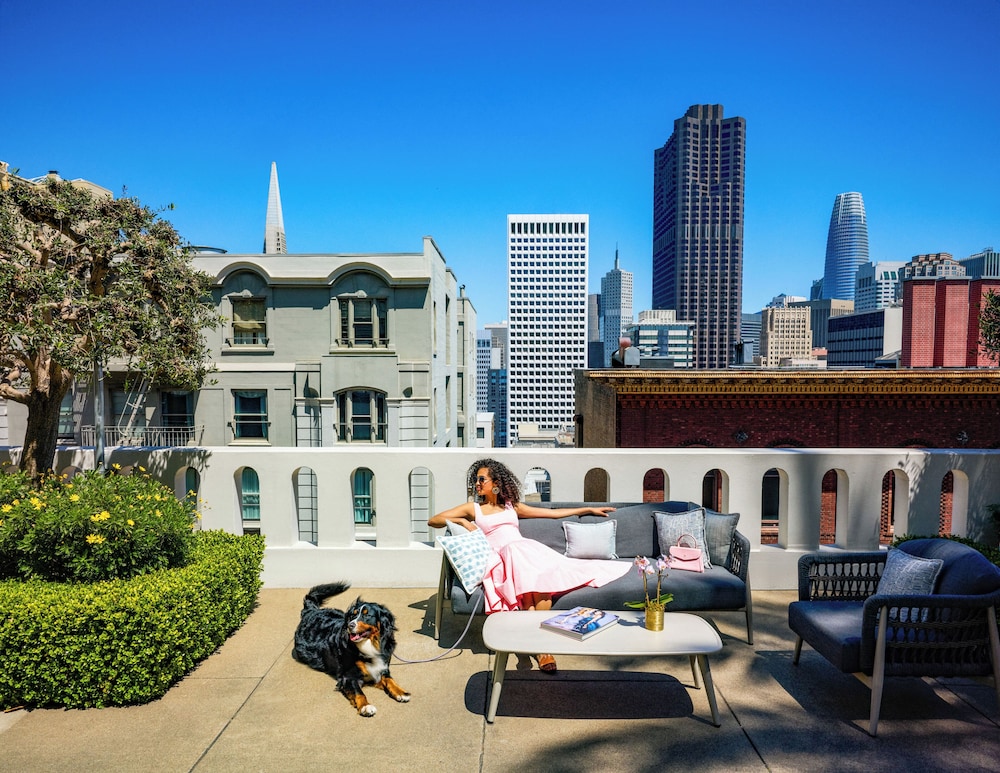 Fairmont San Francisco — Hotel building in San Francisco, California
