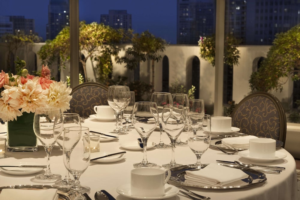 Fairmont San Francisco — Restaurant & bars in San Francisco, California