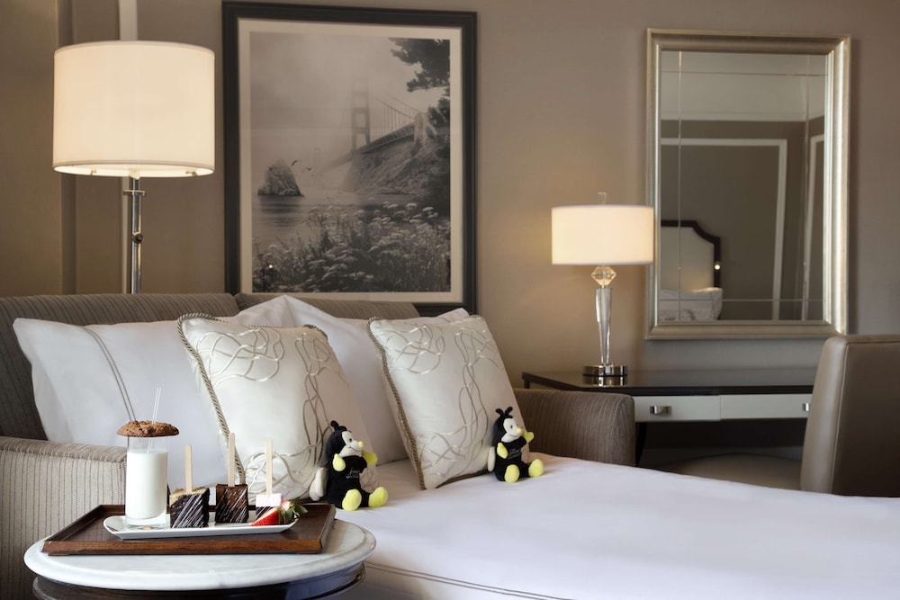Fairmont San Francisco — Hotel rooms in San Francisco, California