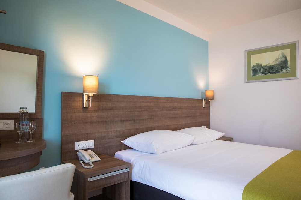 Maistra Select Astarea Hotel — Rooms in Mlini, Dubrovnik-Neretva