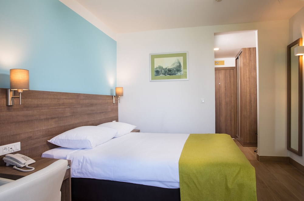 Maistra Select Astarea Hotel — Rooms in Mlini, Dubrovnik-Neretva