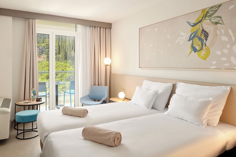 Maistra Select Astarea Hotel — Rooms in Mlini, Dubrovnik-Neretva