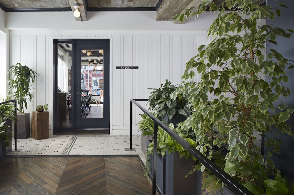 Hotel G San Francisco — Restaurant & bars in San Francisco, California