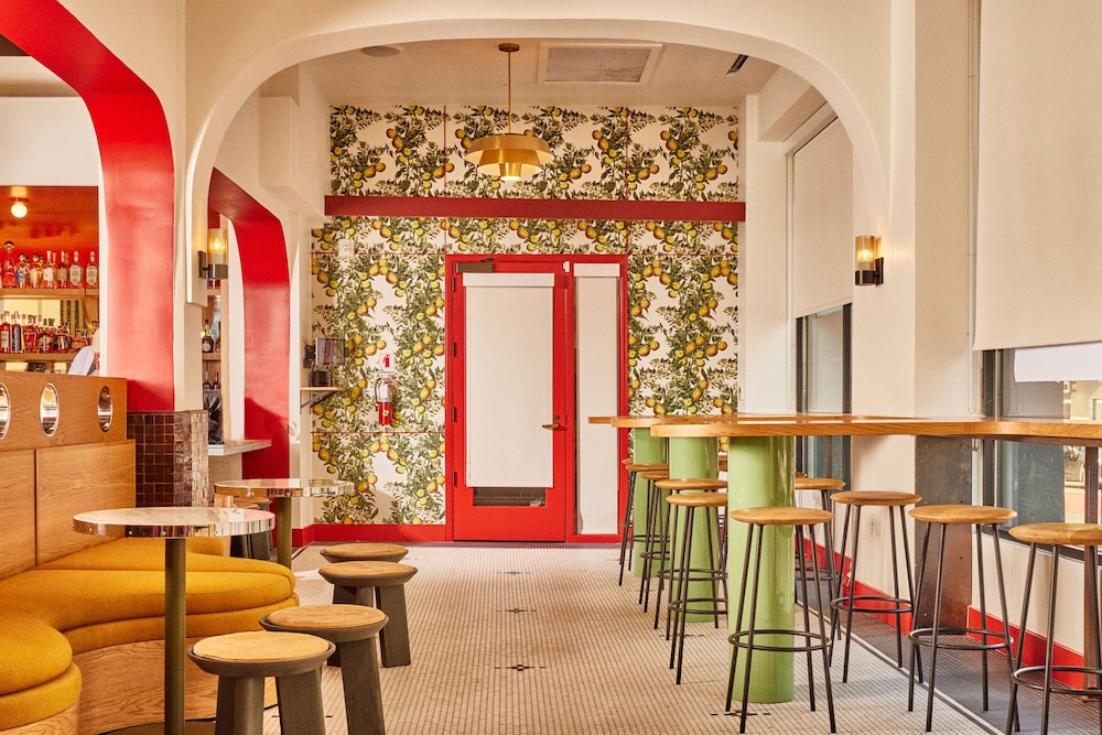 Hotel G San Francisco — Restaurant & bars in San Francisco, California