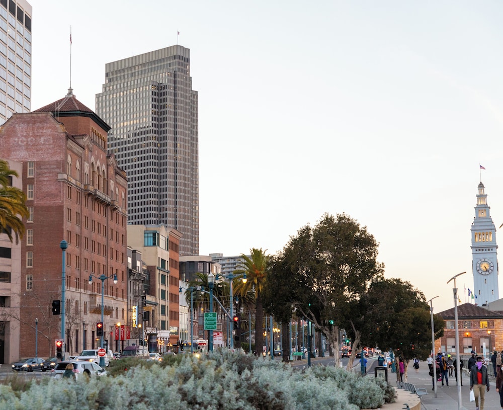 Harbor Court Hotel — Attractions in the area in San Francisco, California