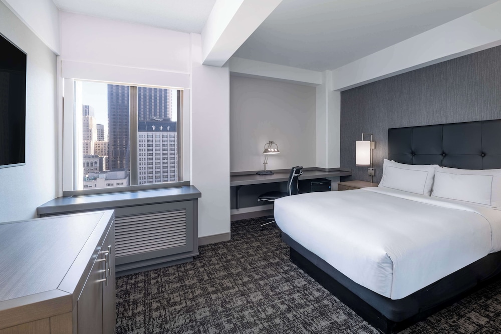 Hilton San Francisco Financial District — Hotel rooms in San Francisco, California