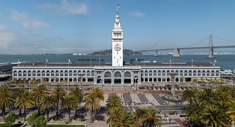 Hilton San Francisco Financial District — Attractions in the area in San Francisco, California