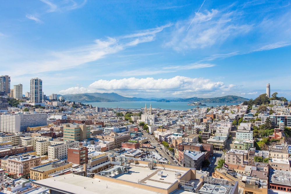 Hilton San Francisco Financial District — Attractions in the area in San Francisco, California