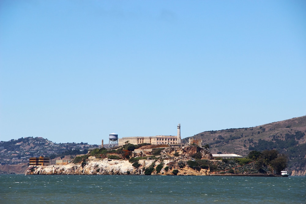 Hilton San Francisco Financial District — Attractions in the area in San Francisco, California