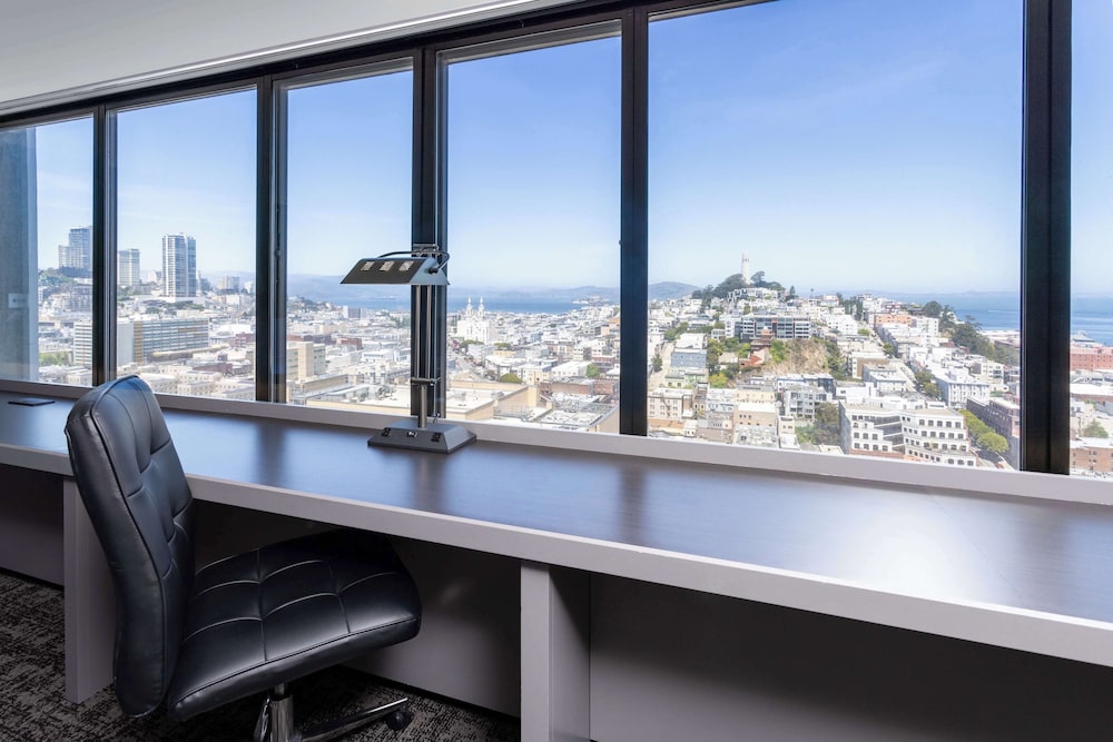 Hilton San Francisco Financial District — Attractions in the area in San Francisco, California