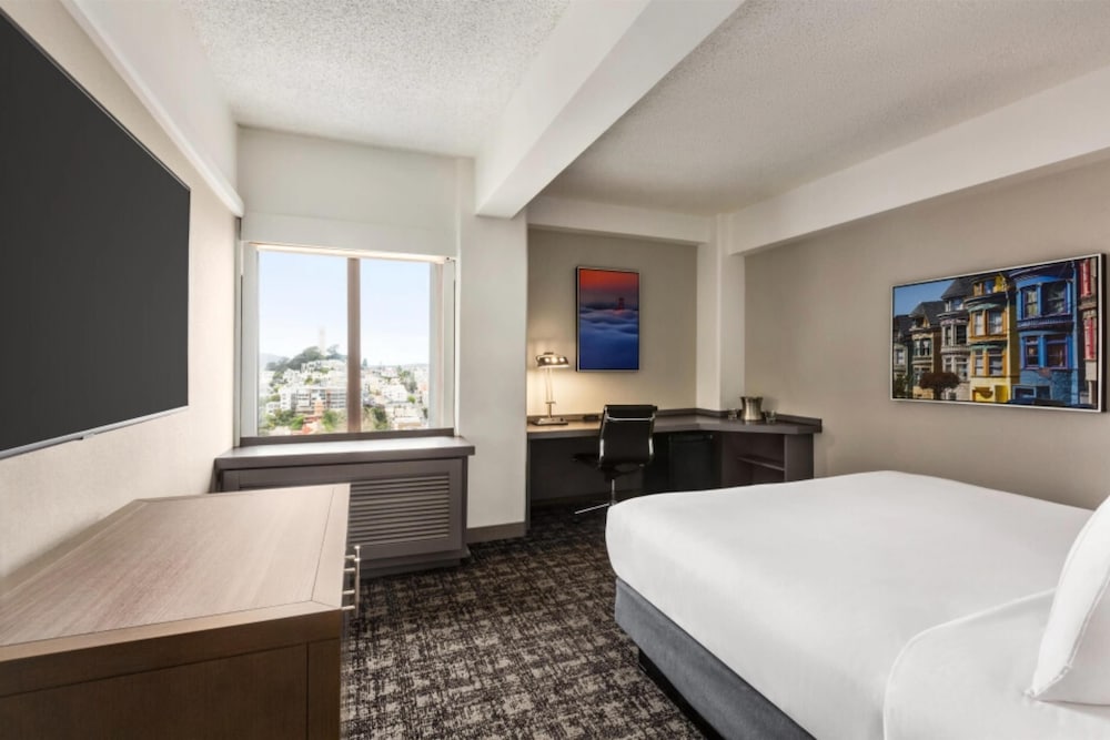 Hilton San Francisco Financial District — Hotel rooms in San Francisco, California