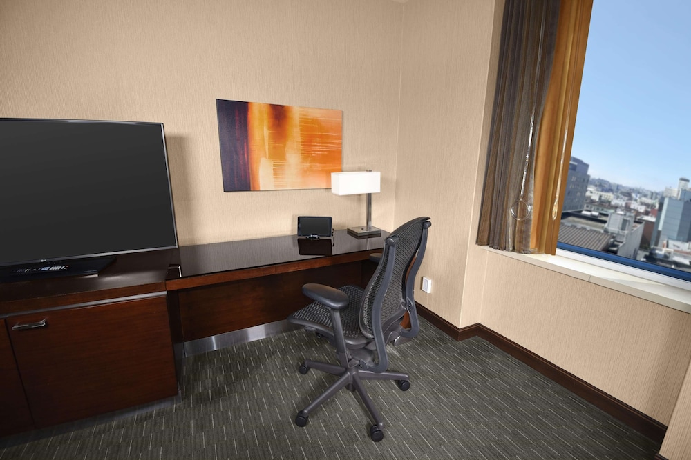 Hilton San Francisco Union Square — Hotel rooms in San Francisco, California
