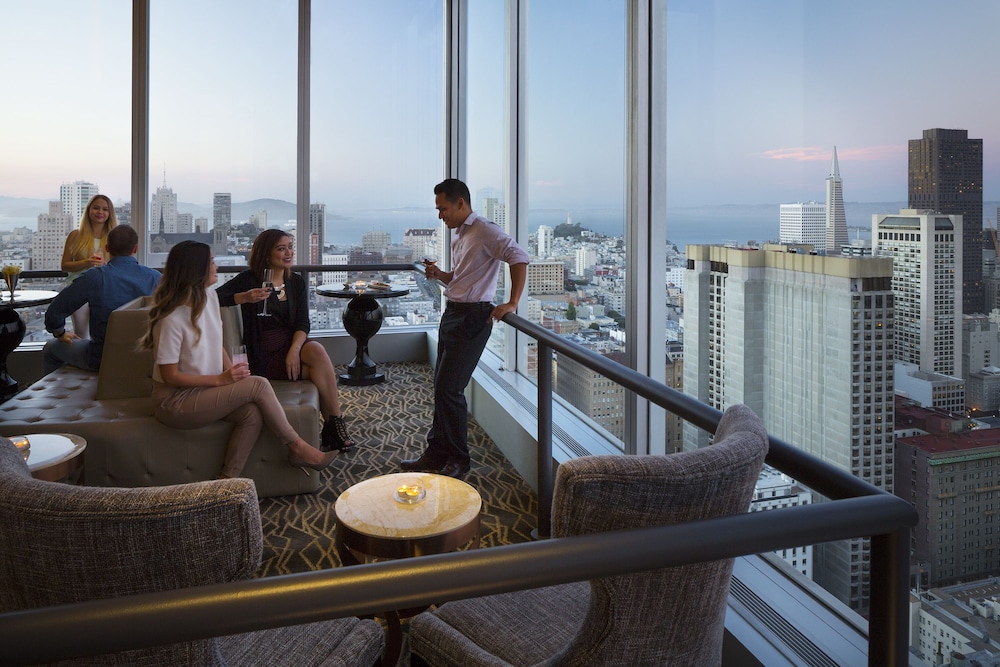 Hilton San Francisco Union Square — Restaurant & bars in San Francisco, California