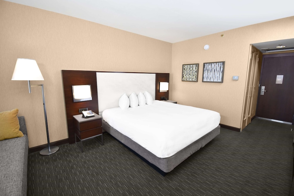 Hilton San Francisco Union Square — Hotel rooms in San Francisco, California