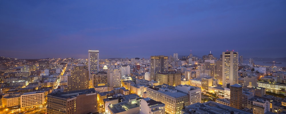 Hilton San Francisco Union Square — Attractions in the area in San Francisco, California