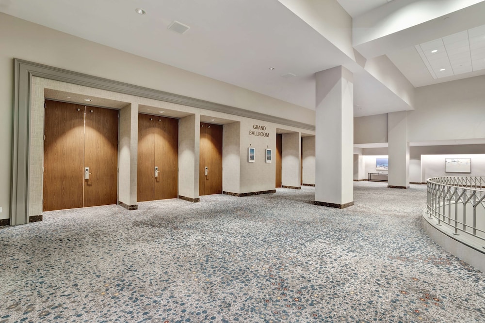 Hilton San Francisco Union Square — Hotel building in San Francisco, California
