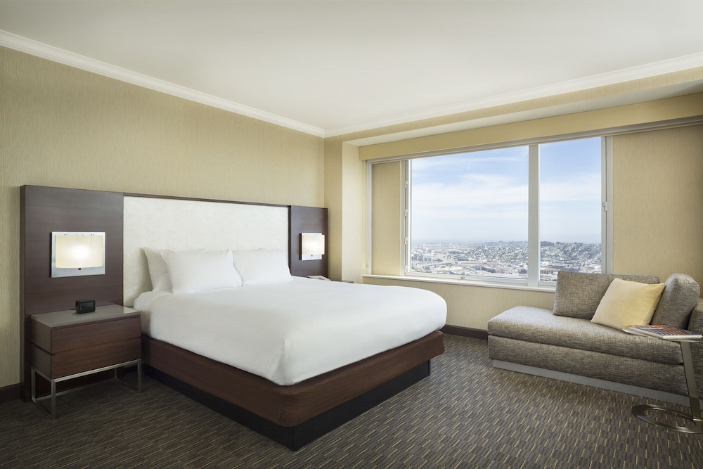 Hilton San Francisco Union Square — Hotel rooms in San Francisco, California