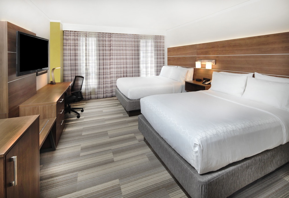 Holiday Inn Express Hotel & Suites Fisherman's Wharf by IHG — Hotel rooms in San Francisco, California