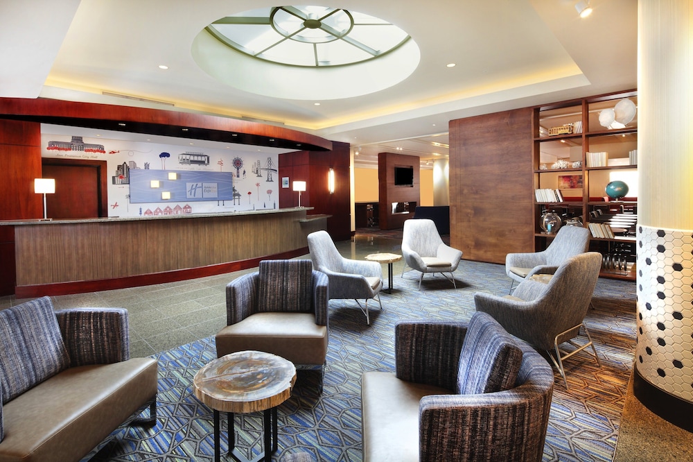 Holiday Inn Express Hotel & Suites Fisherman's Wharf by IHG — Hotel building in San Francisco, California