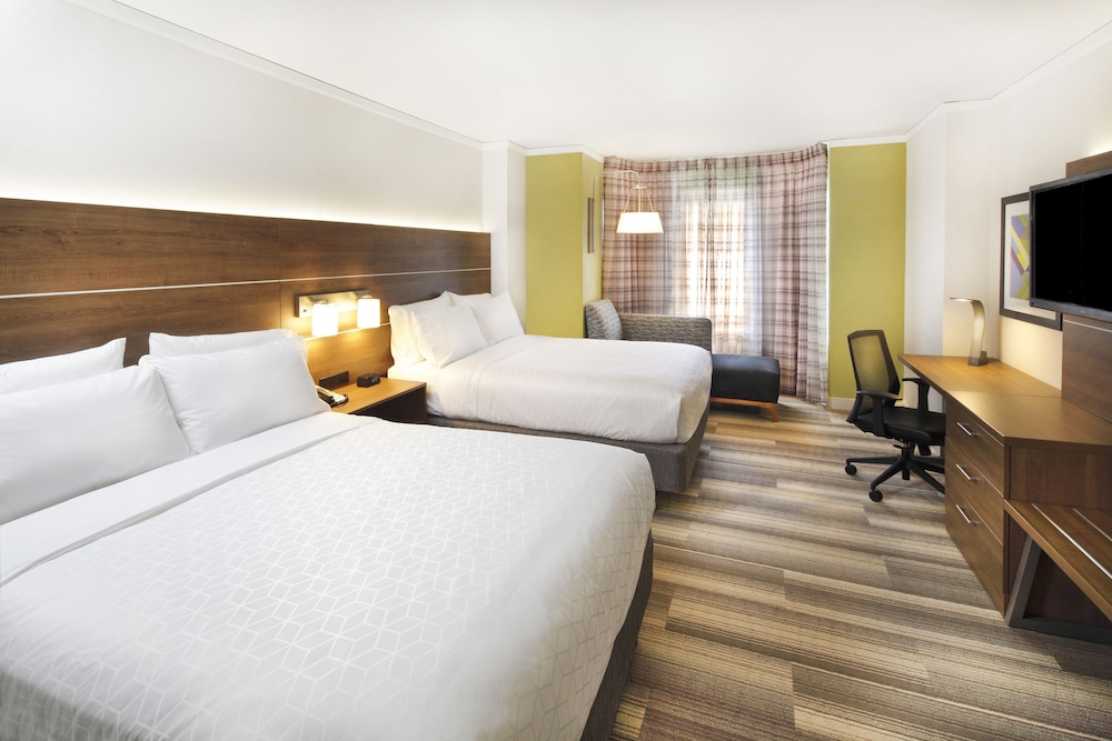 Holiday Inn Express Hotel & Suites Fisherman's Wharf by IHG — Hotel rooms in San Francisco, California