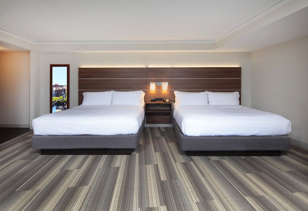 Holiday Inn Express Hotel & Suites Fisherman's Wharf by IHG — Hotel rooms in San Francisco, California