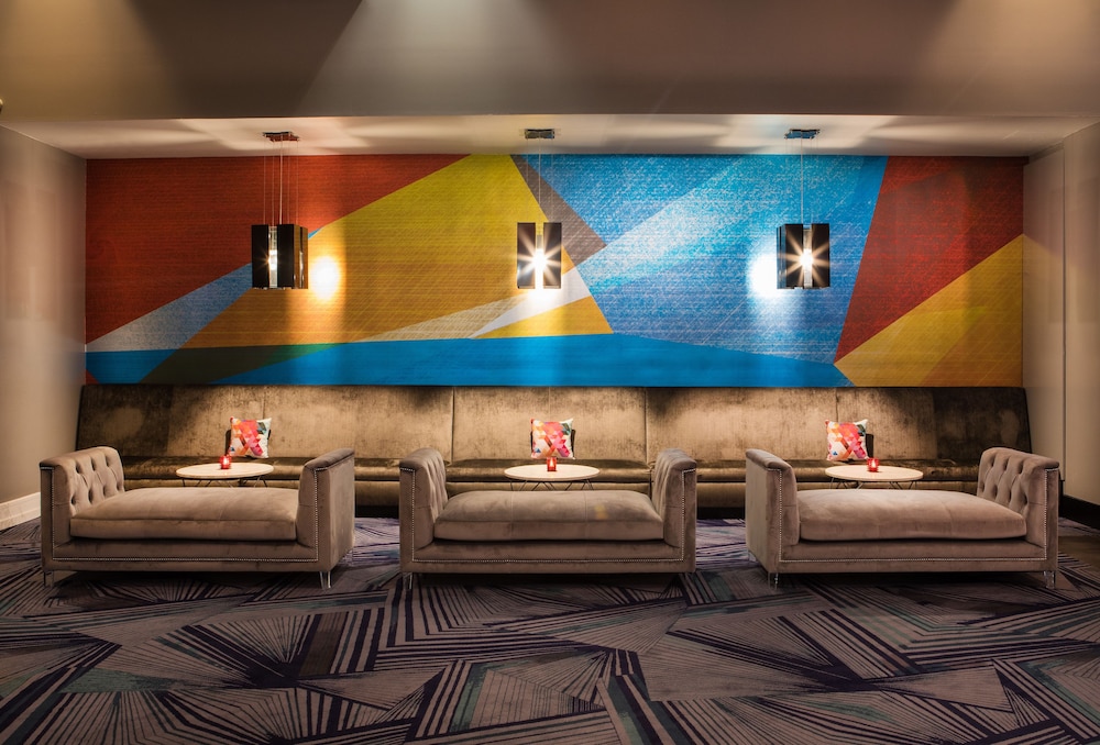 Hilton Miami Downtown — Restaurant & bars in Miami, Florida