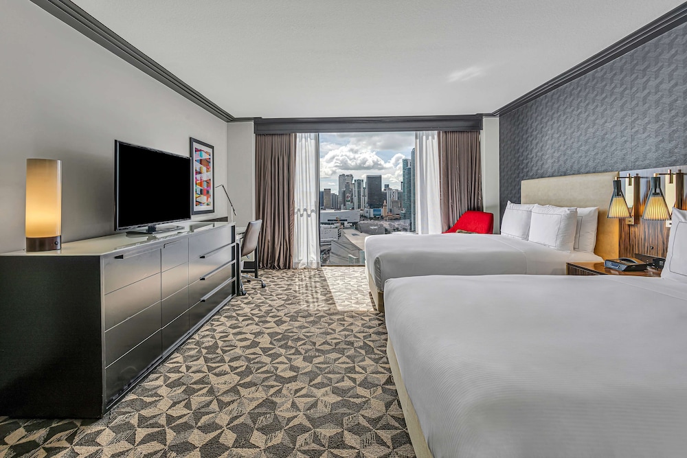 Hilton Miami Downtown — Hotel rooms in Miami, Florida