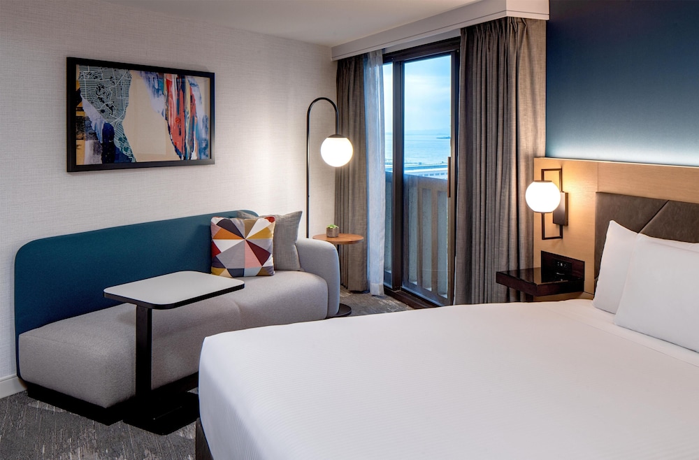 Hyatt Regency San Francisco — Hotel rooms in San Francisco, California