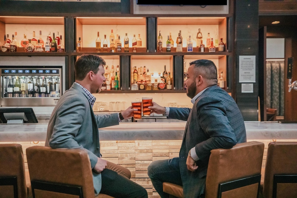 Hyatt Regency San Francisco — Restaurant & bars in San Francisco, California