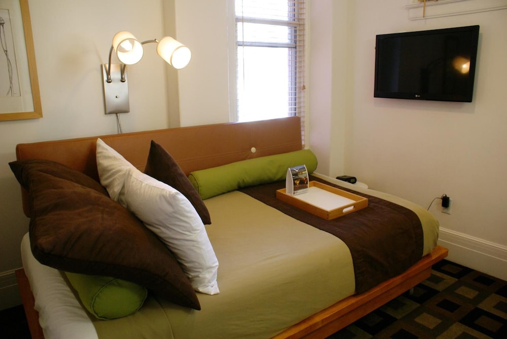 The Mosser Hotel — Hotel rooms in San Francisco, California