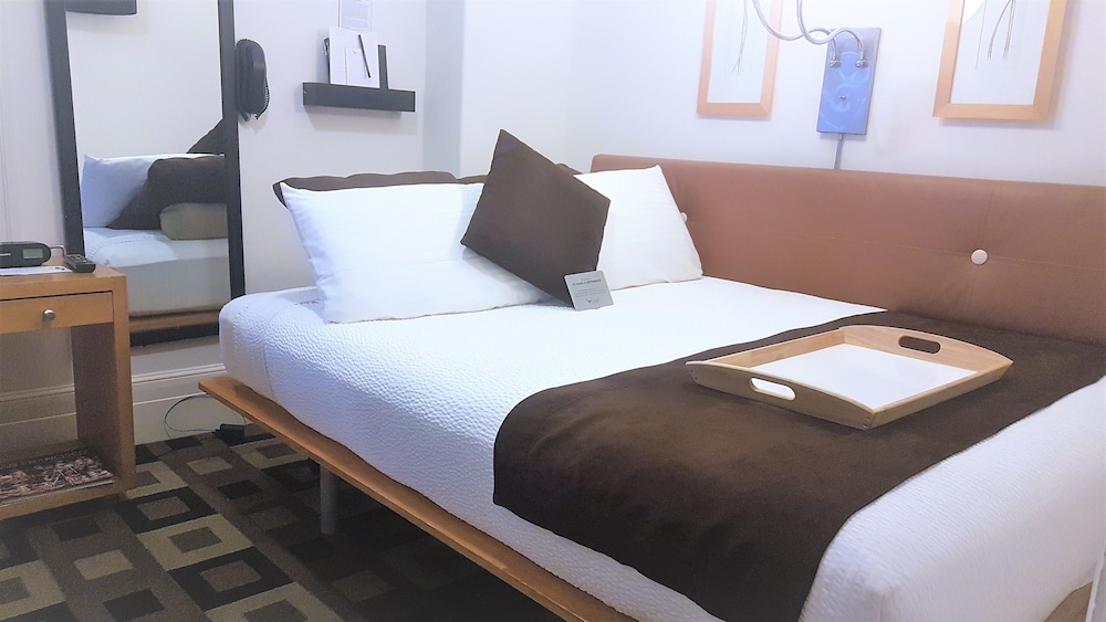 The Mosser Hotel — Hotel rooms in San Francisco, California
