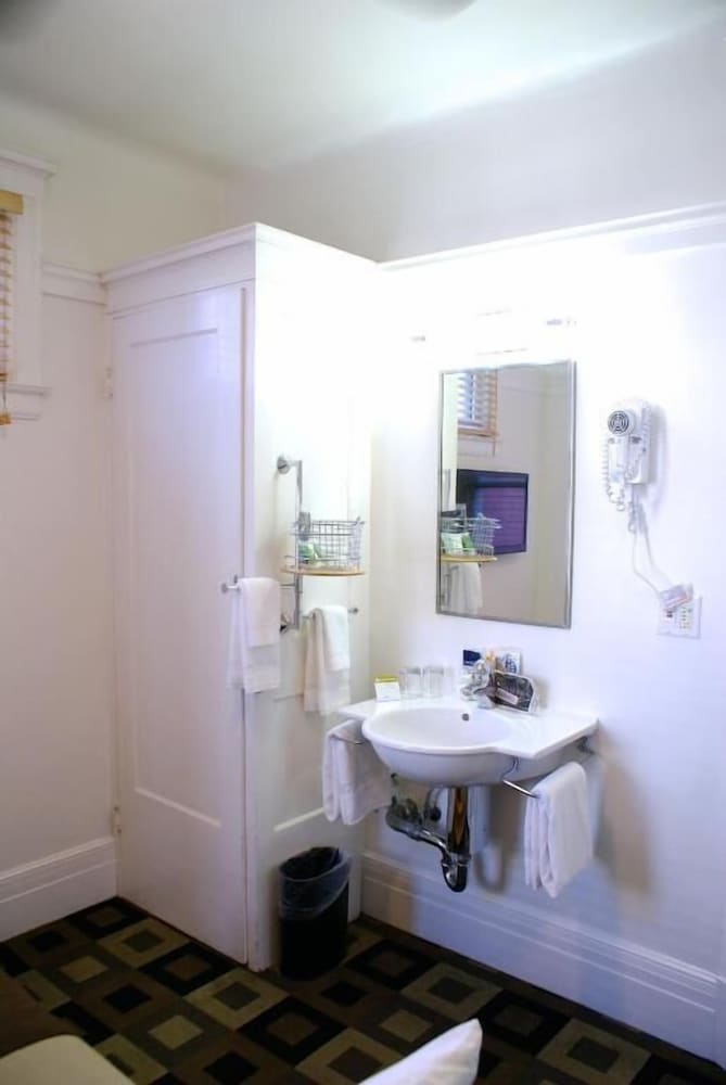 The Mosser Hotel — Hotel rooms in San Francisco, California