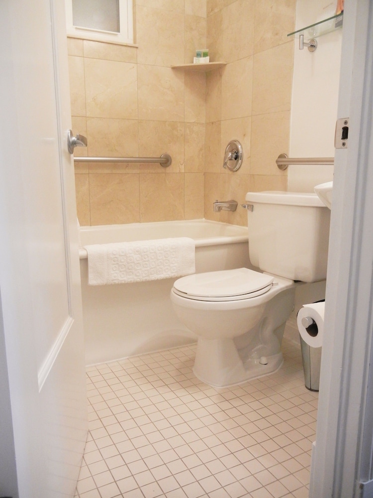The Mosser Hotel — Hotel rooms in San Francisco, California