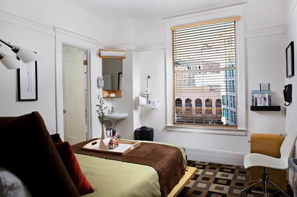 The Mosser Hotel — Hotel rooms in San Francisco, California