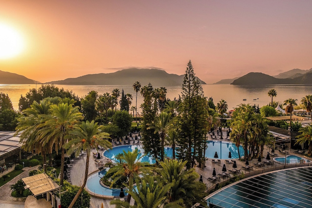 TUI BLUE Grand Azur - All inclusive — Swimming pool in Marmaris, Mugla