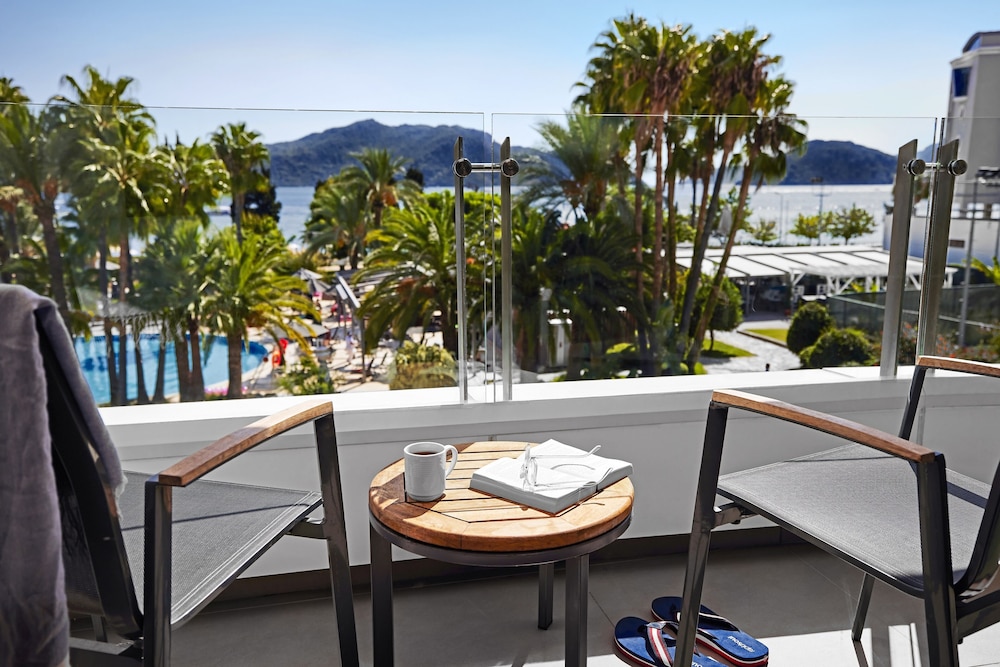 TUI BLUE Grand Azur - All inclusive — Hotel rooms in Marmaris, Mugla