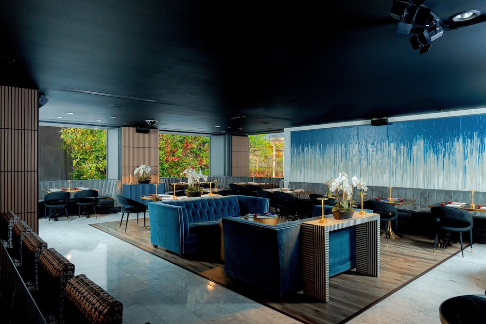 Hotel Nikko San Francisco — Restaurant & bars in San Francisco, California