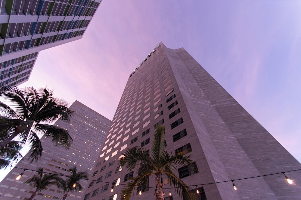 InterContinental Miami by IHG — Hotel building in Miami, Florida