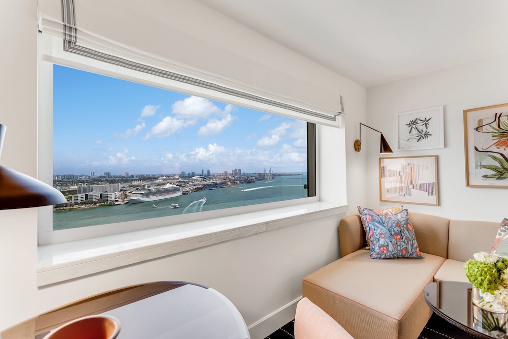 InterContinental Miami by IHG — Hotel rooms in Miami, Florida