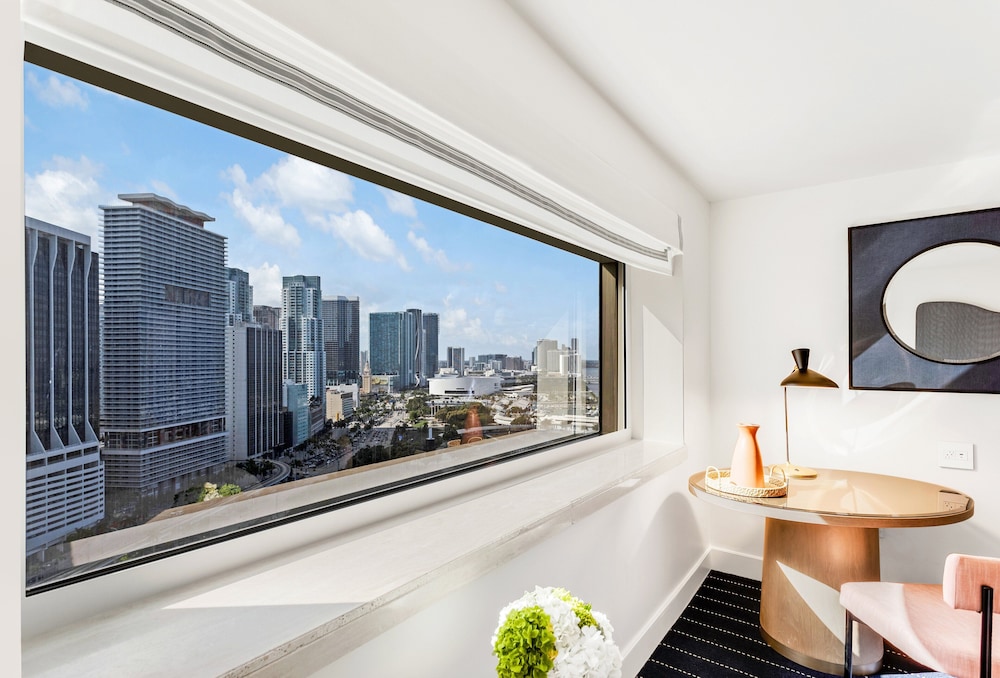 InterContinental Miami by IHG — Hotel rooms in Miami, Florida