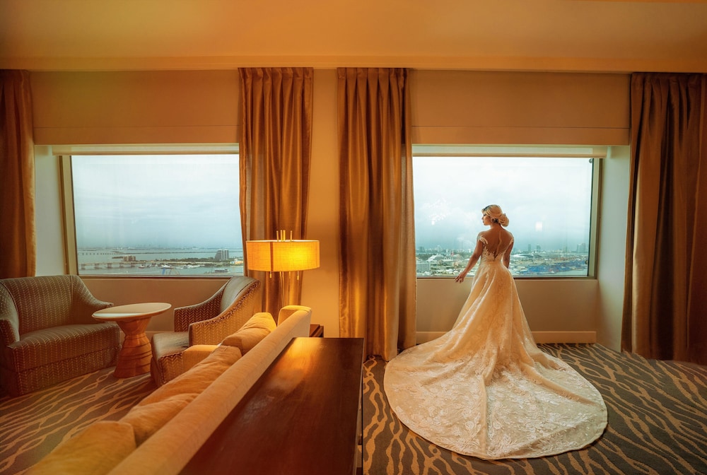 InterContinental Miami by IHG — Hotel rooms in Miami, Florida