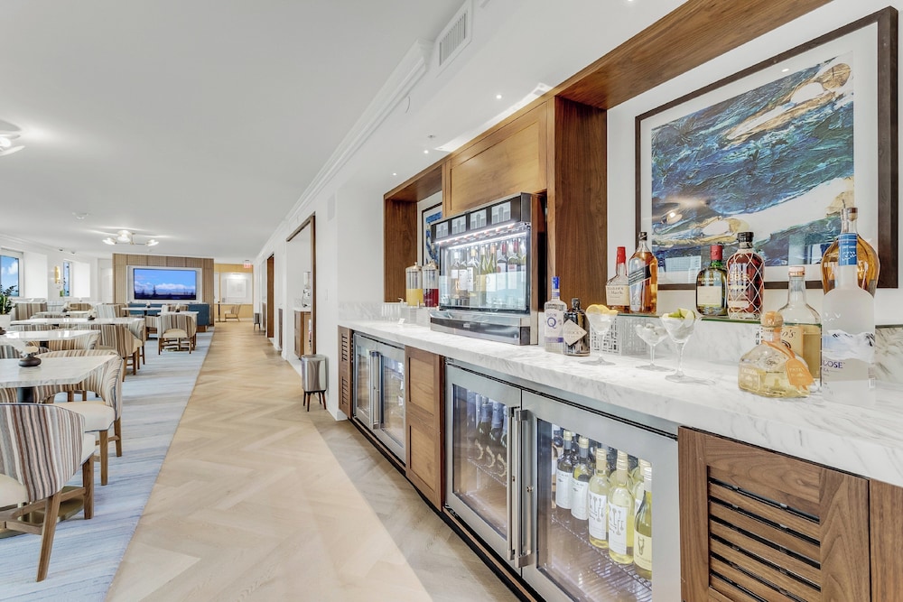 InterContinental Miami by IHG — Restaurant & bars in Miami, Florida