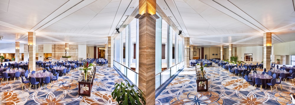 InterContinental Miami by IHG — Restaurant & bars in Miami, Florida