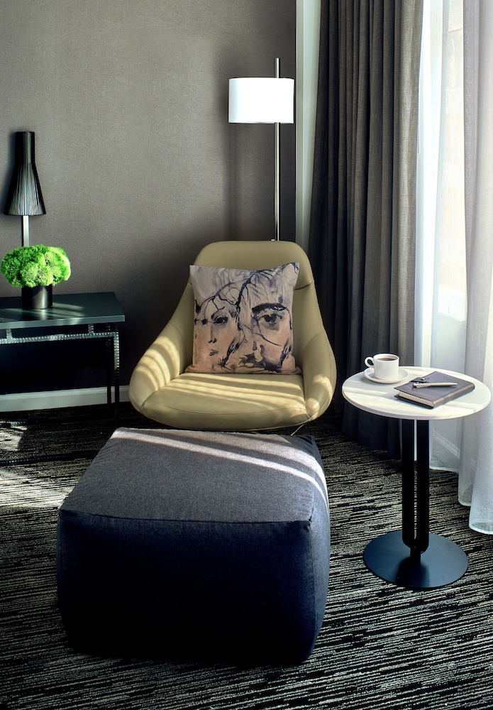 Hotel Zelos San Francisco — Hotel rooms in San Francisco, California