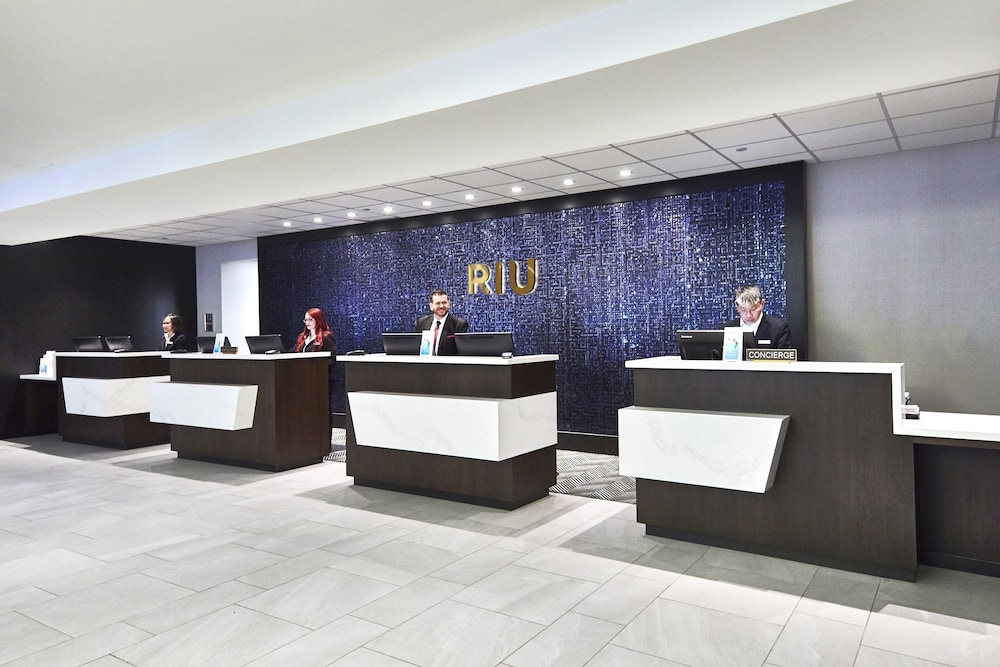 Riu Plaza Fisherman's Wharf — Hotel building in San Francisco, California