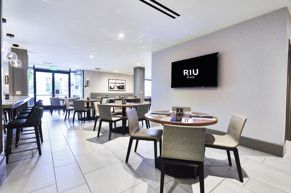 Riu Plaza Fisherman's Wharf — Restaurant & bars in San Francisco, California