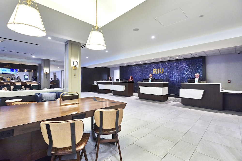 Riu Plaza Fisherman's Wharf — Hotel building in San Francisco, California