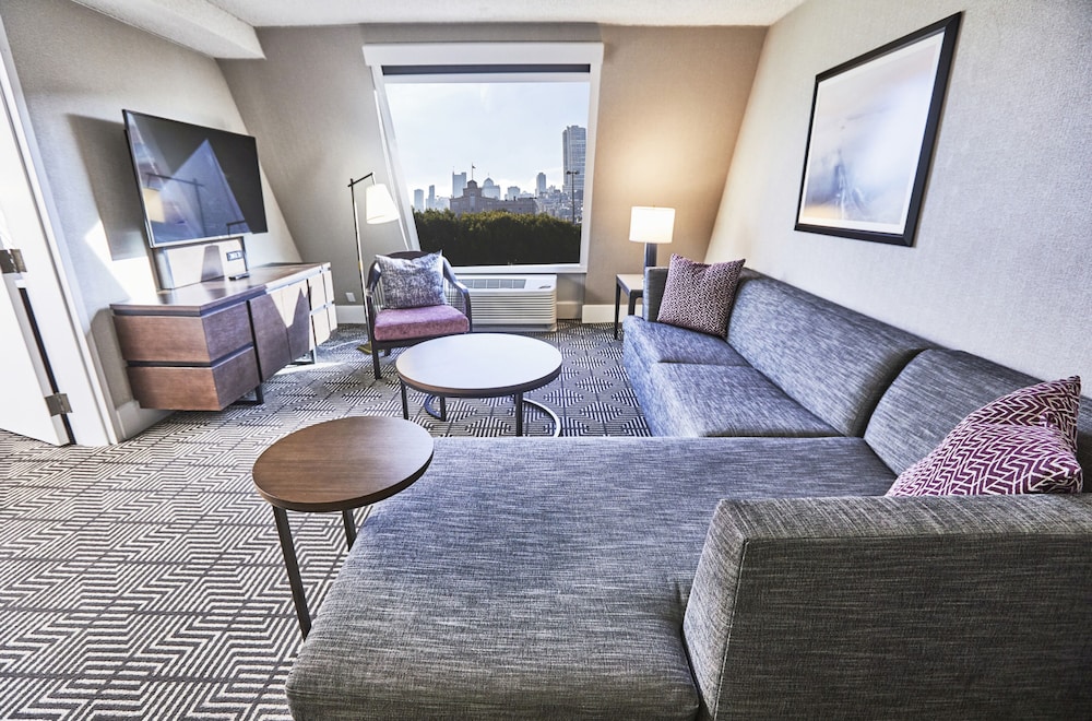 Riu Plaza Fisherman's Wharf — Hotel rooms in San Francisco, California