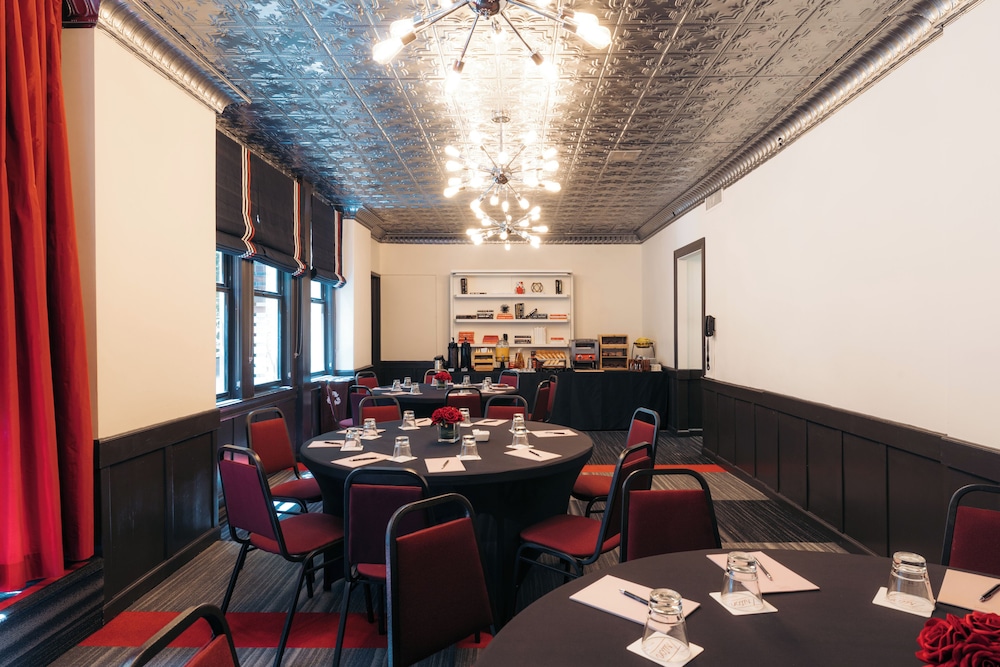 Hotel Triton Union Square San Francisco — Restaurant & bars in San Francisco, California