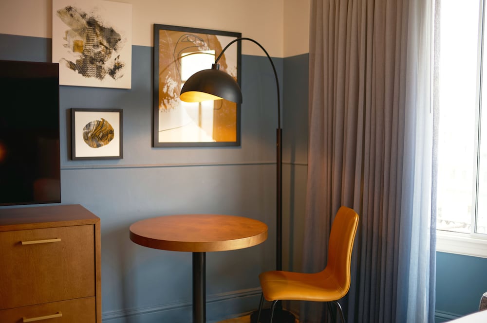 Hotel Julian — Hotel rooms in San Francisco, California